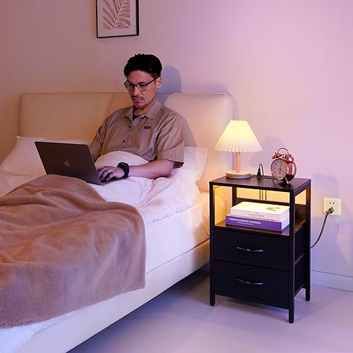 Miniatura 2 de Yoobure - Mesita de noche con estación de carga, con LED y cajones de tela, estante de almacenamiento para dormitorio, con puertos USB y