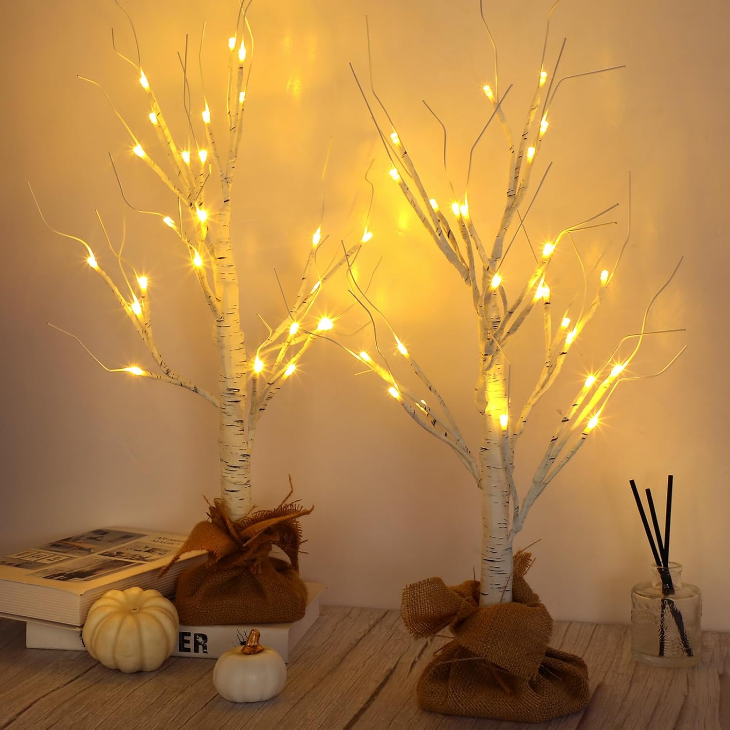 Leyndo 6 Pcs Lighted Birch Tree 24''H Christmas Tabletop Tree Decoration LED White Birch Tree with Burlap Artificial Trees for Home Living Room Mantel Wedding Bedroom Decor