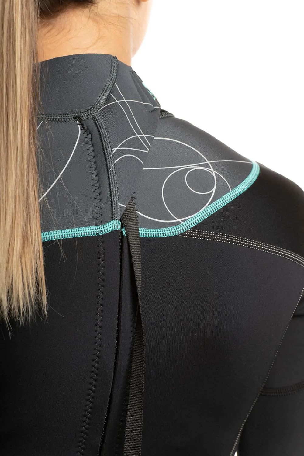BARE 5MM Women's Elate Full Wetsuit | Comfortable high Stretch Neoprene Material | Long Sleeve | Great for All Watersports, Scuba Diving and Snorkeling