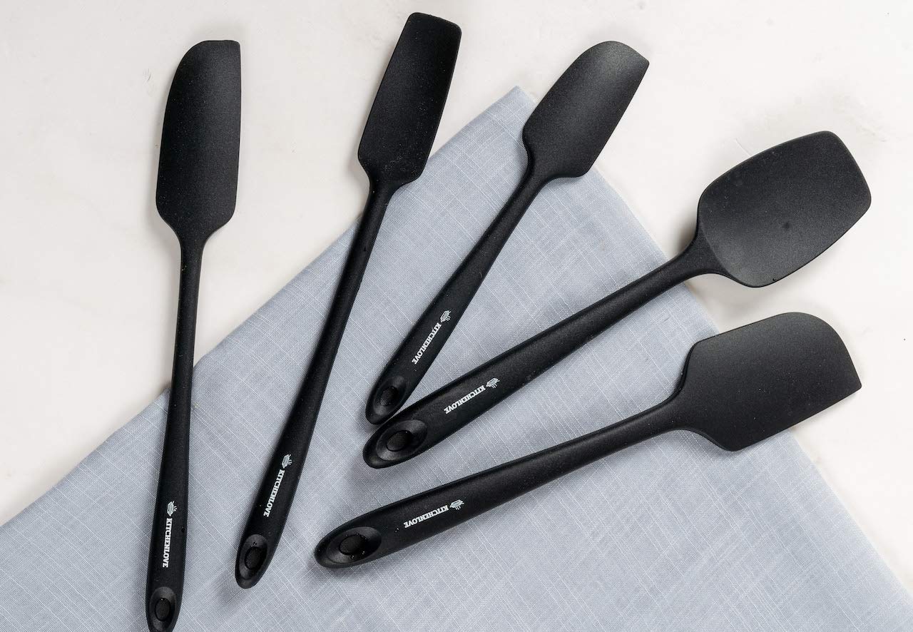 KITCHENLOVE Juego de 5 espátulas de silicona resistentes al calor de alta calidad para hornear, cocinar, mezclar, antiadherentes con núcleo de acero de hierro S de alta calidad, diseño sin costuras de