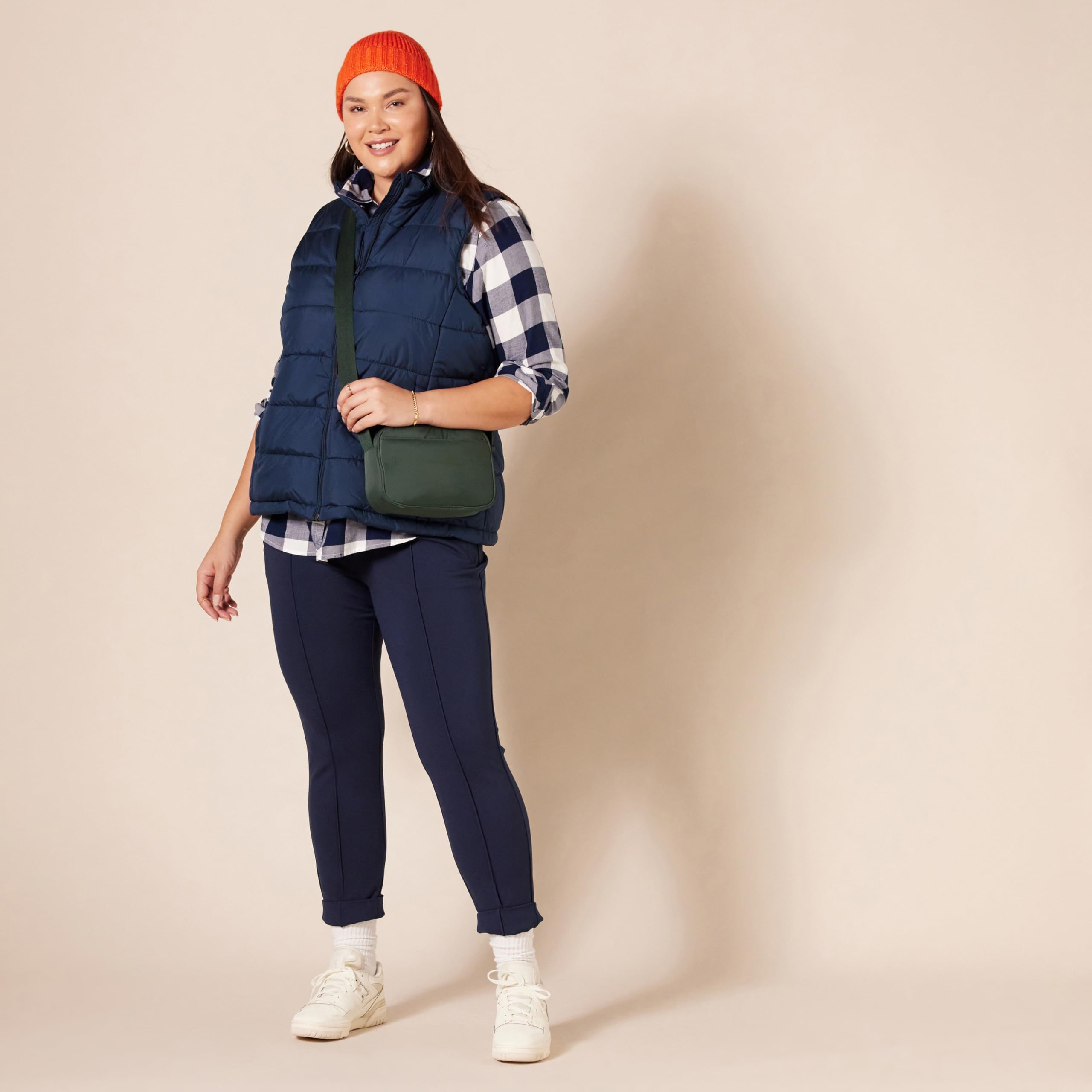 Amazon Essentials Mujer Chaleco Acolchado de Peso Medio con Cremallera