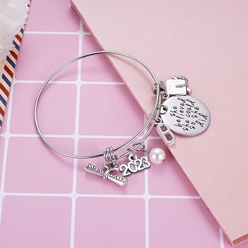Miniatura 3 de Ukodnus Regalo de graduación de clase 2023, pulsera de graduación para adultos mayores 2023, regalos de graduación inspiradores para ella, 26
