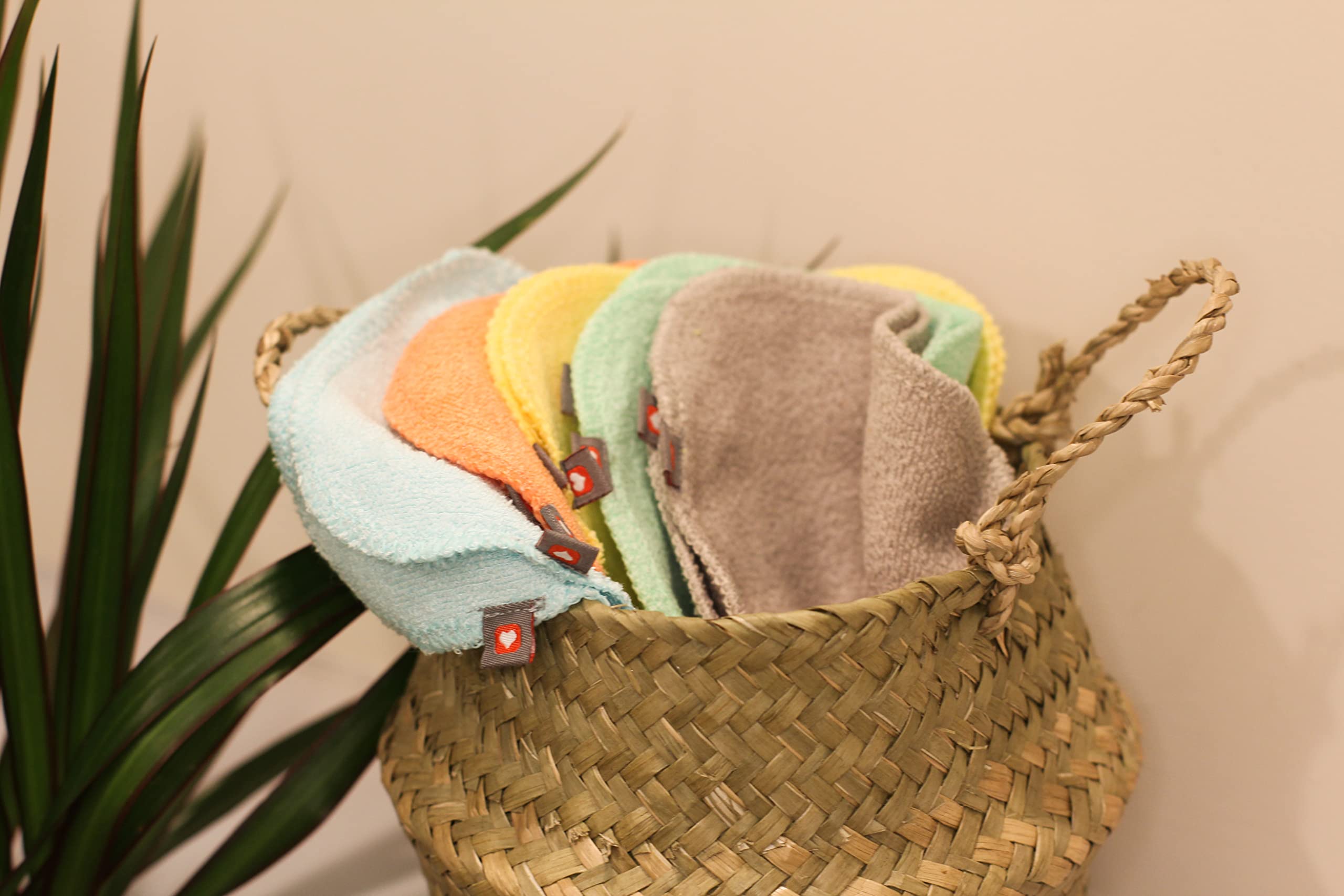 Close Paquete de recarga Pop-in con 10 toallitas reutilizables multicolor pastel | Perfecto para manos y cara del bebé, absorbente y suave