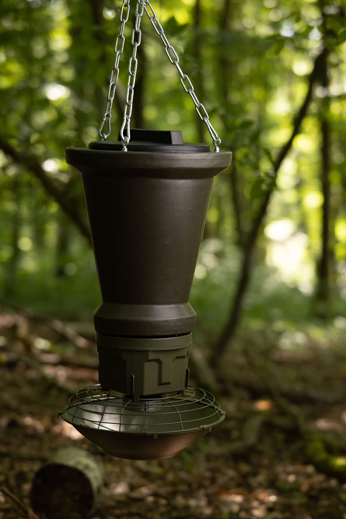 EUROHUNT Depósito para comederos automáticos 2.0, incluye apertura dosificadora y 3 puntos de fijación, color marrón (capacidad máxima: 18 kg)