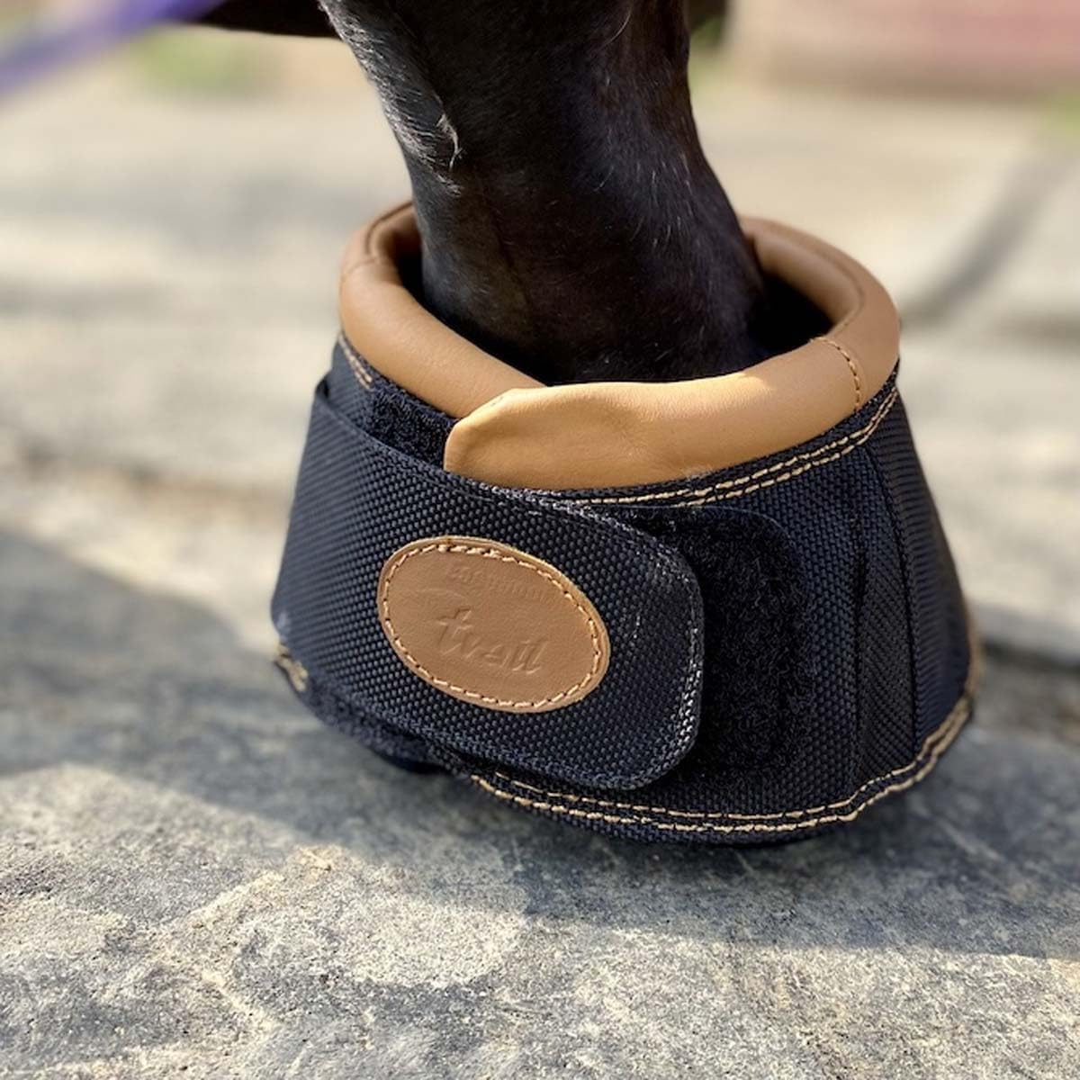 Country Pride Easyboot Trail Original Hoof Boots – Easy On/Off, Durable Polyurethane Sole, Velcro Closure, Hoof Protection for Light to Medium Riding, Secure Fit Through Trim Cycle – Pair