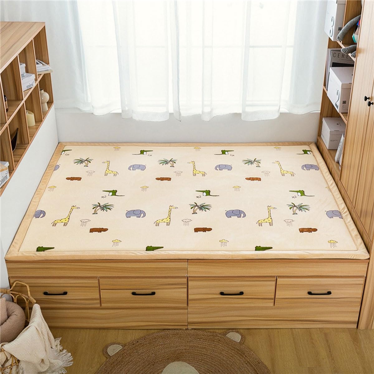 Single tree forest Large Area Rug, 2cm Thick Kids Carpet-Animal Paradise-200 * 300cm — image 1