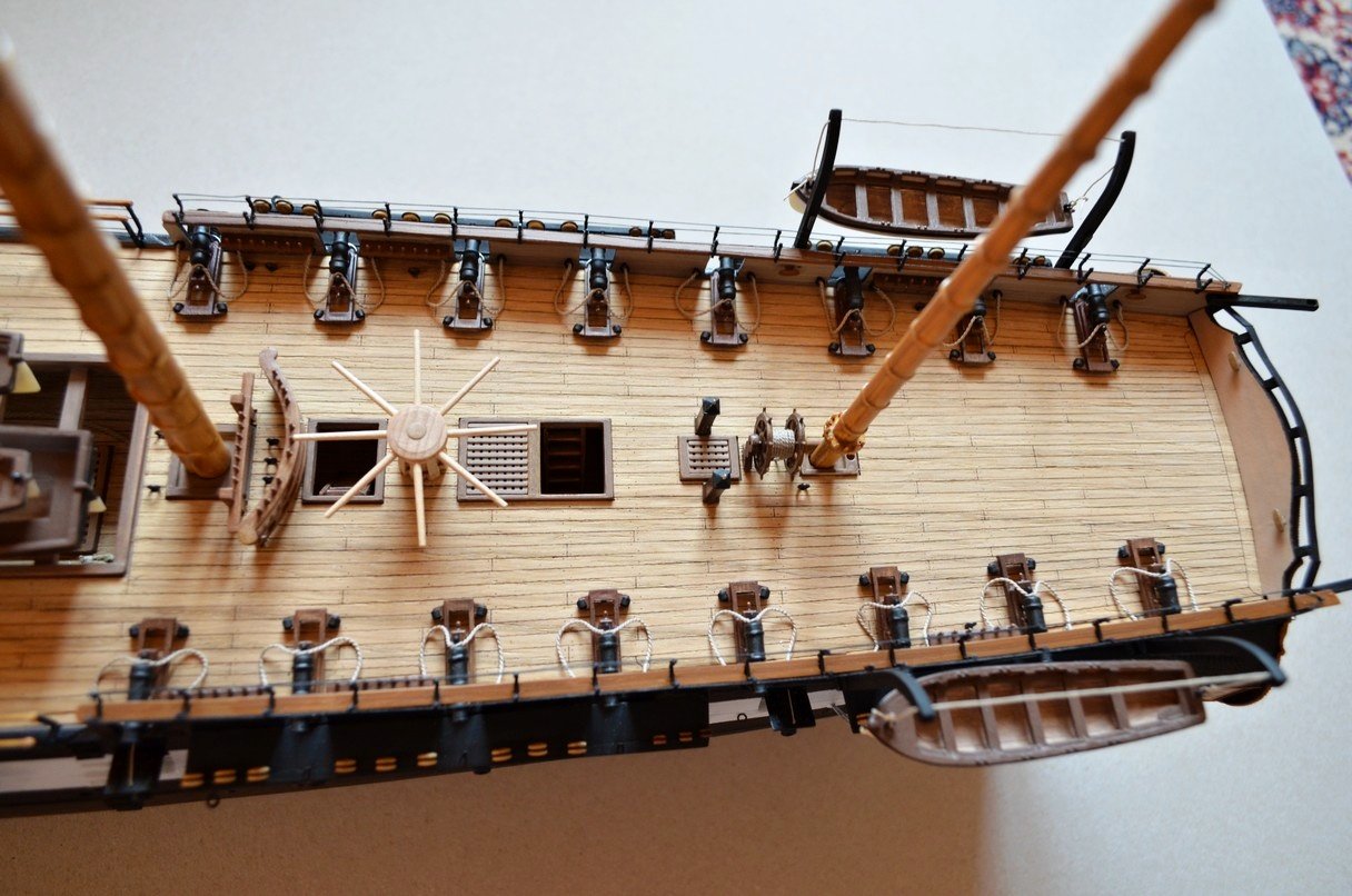 Revell USS Constitution - Realistisches Buchenholzdeck für Modell 1:96