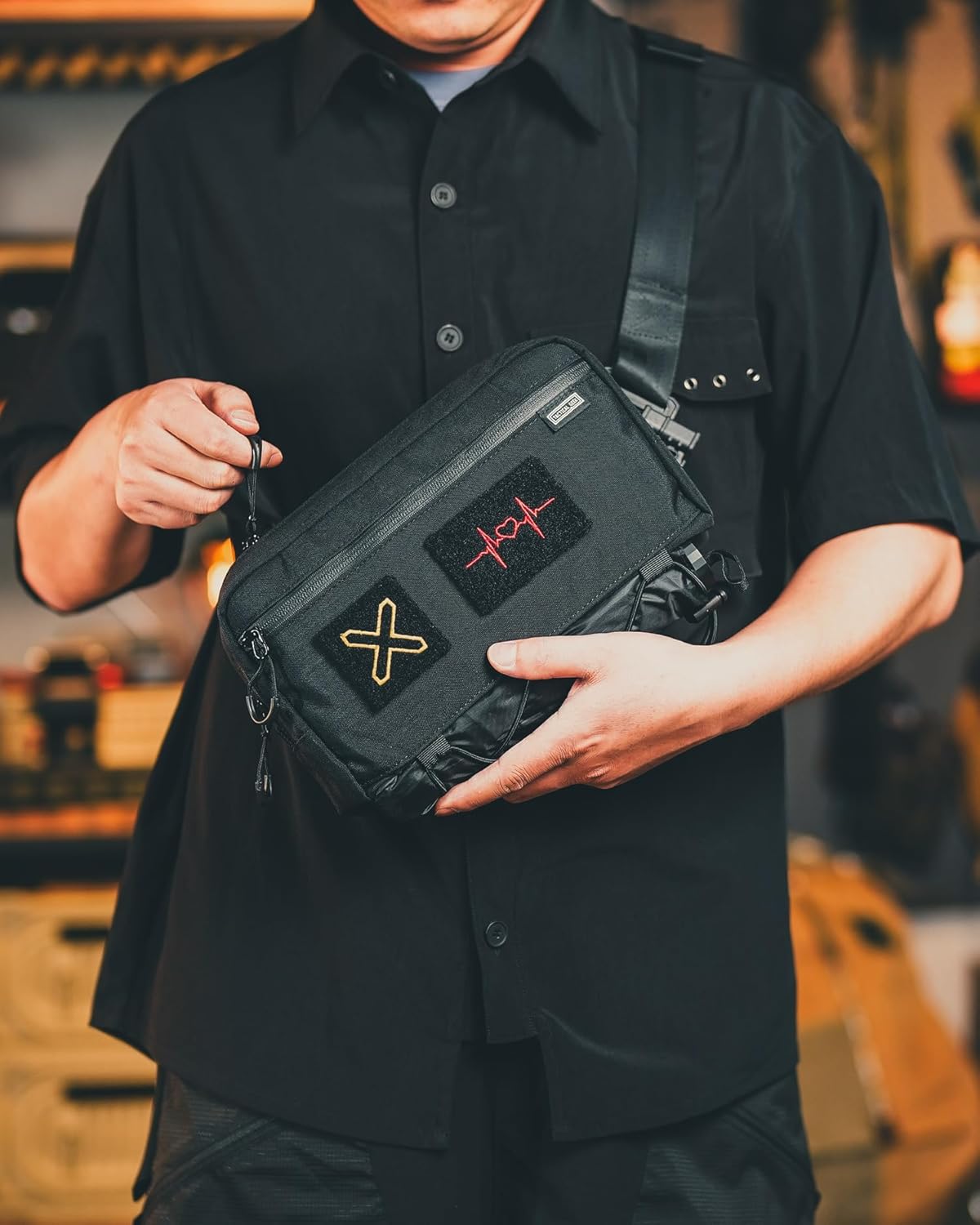 TACTICAL_GEEK Cache L4 EDC Sling Bag, Lightweight Crossbody Shoulder Bag, 2.9L High-Capacity Travel Chest Bag, Single Strap Bag for Casual Travel, Hiking, and Outdoor Sports (Black) - Image 6