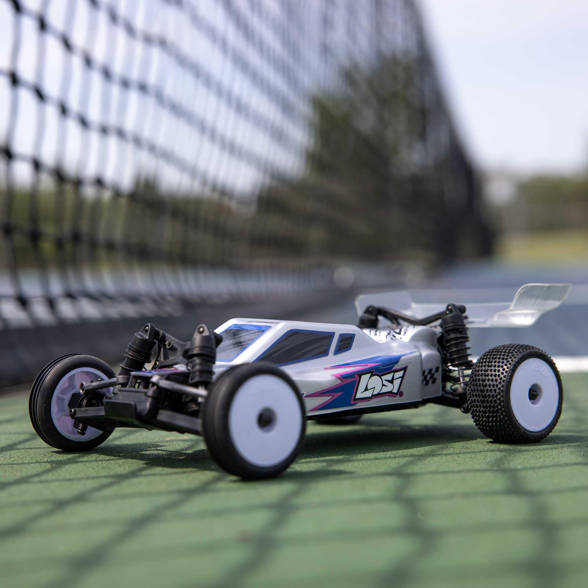 Amazon | Losi Micro-B 2輪駆動バギー シルバー RTR LOS00007T2