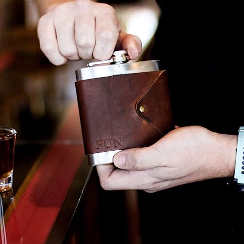 Miniatura 4 de Holtz Leather Company, Personalized Leather Sleeve with 6oz Flask Included, The Hatch