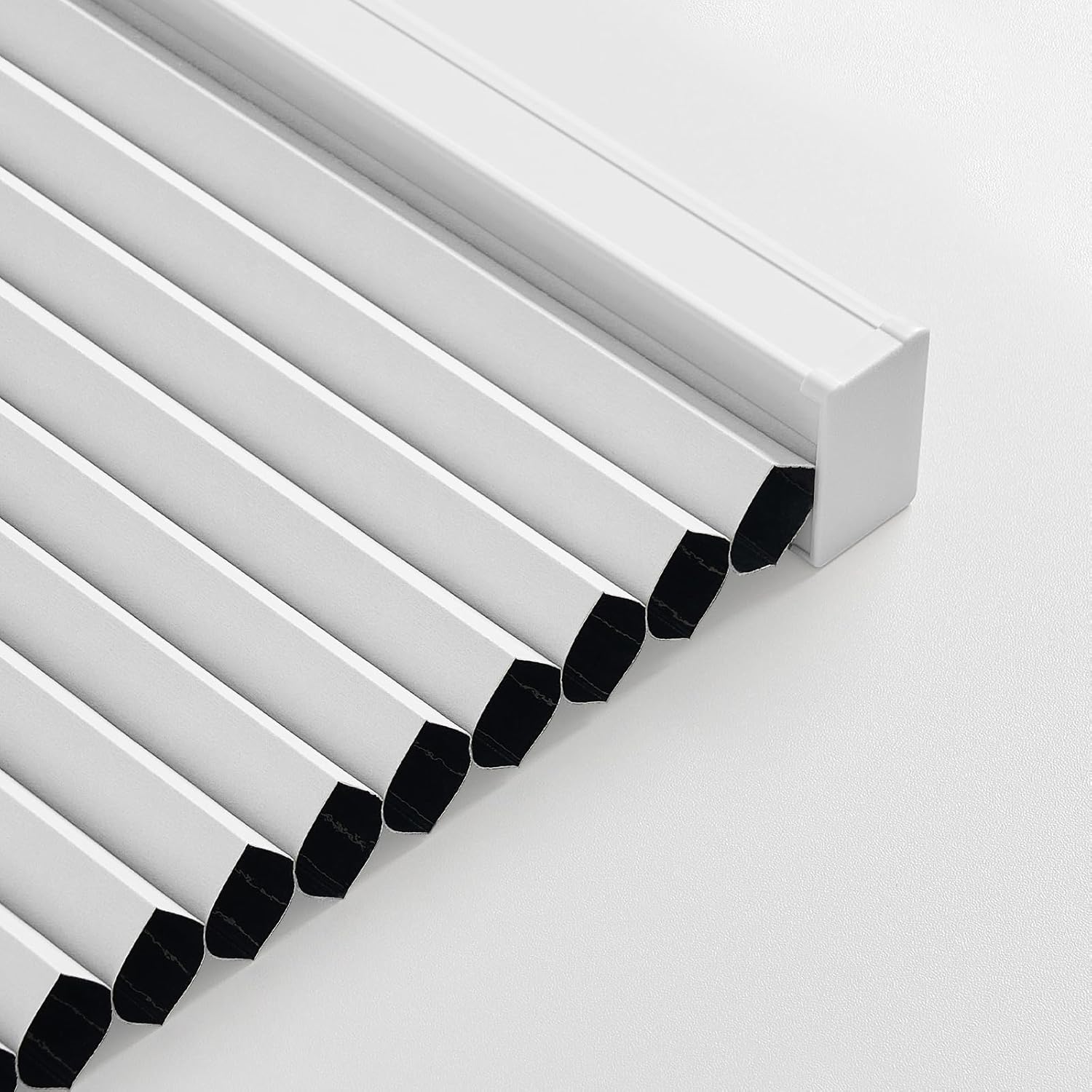 Keego Cellular Shades Cordless Honeycomb Shades for Windows Pull Down Blackout Cellular Blinds 9/16" Single Cell Thermal Insulated Blinds for Home Office(White,58" W x72 H)