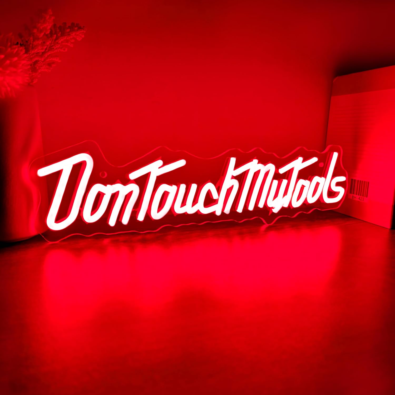 Don't Touch My Tools LED Neon Sign Funny Light for Garage Wall Decor Man Cave Light Workshop Gift for Handymen and Mechanics