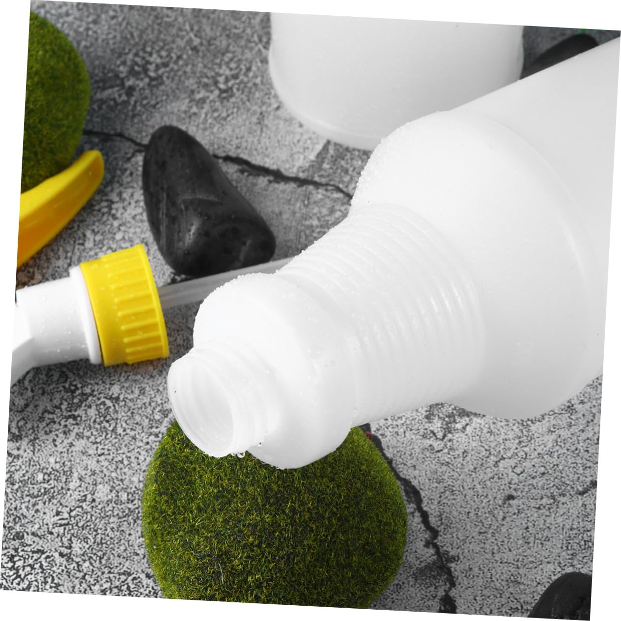 8pz Bottiglie Spray in Pe 750ml Portatili per Irrigazione e Styling Chioma, Bottiglie Spray Trasparenti per Cosmetici e Detergenti Colore Casuale