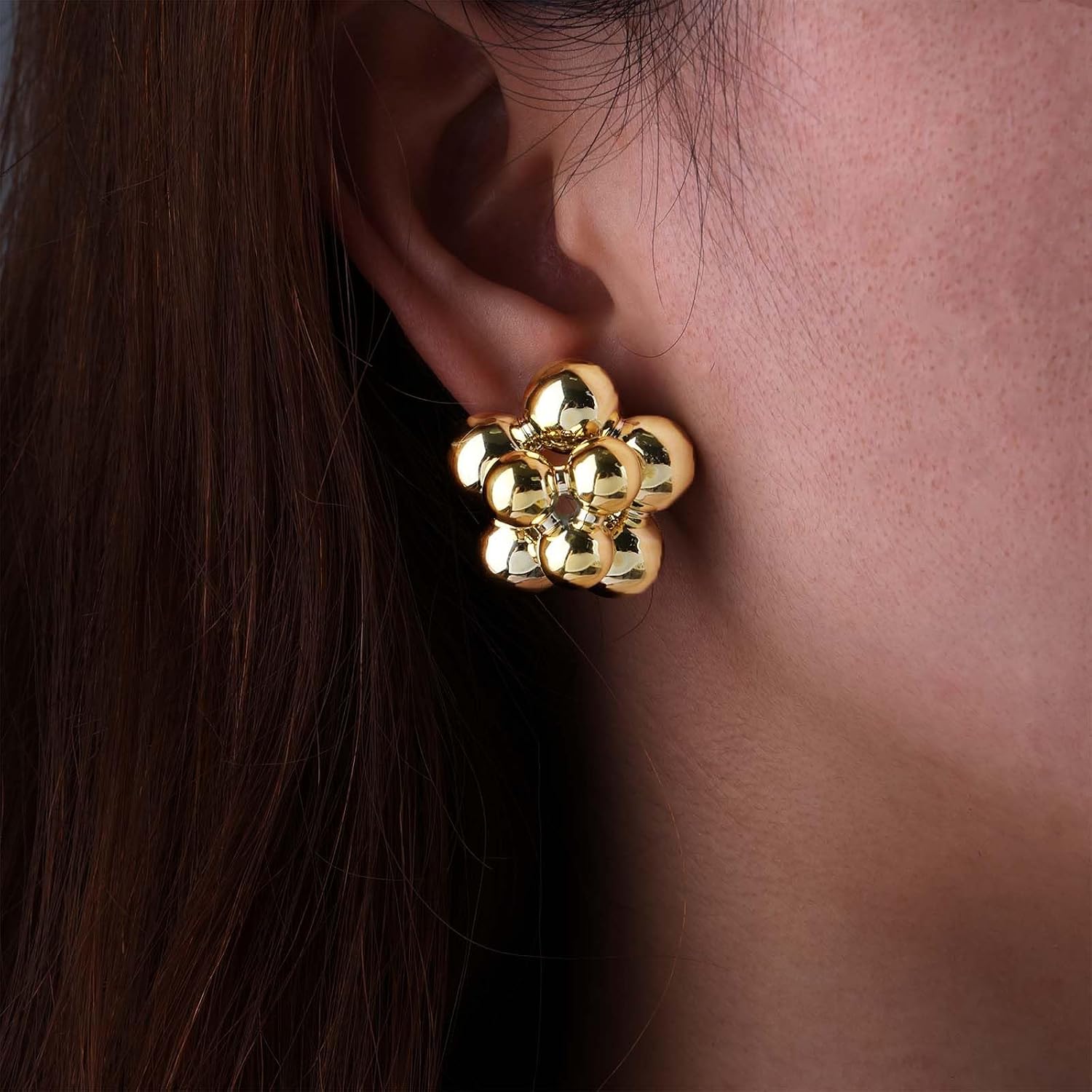 Vintage Gold Beaded Ball Earrings Cluster Bead Stud Earrings Metal Polished Round Ball Earring Statement Geometry Bead Earring Jewelry for Women