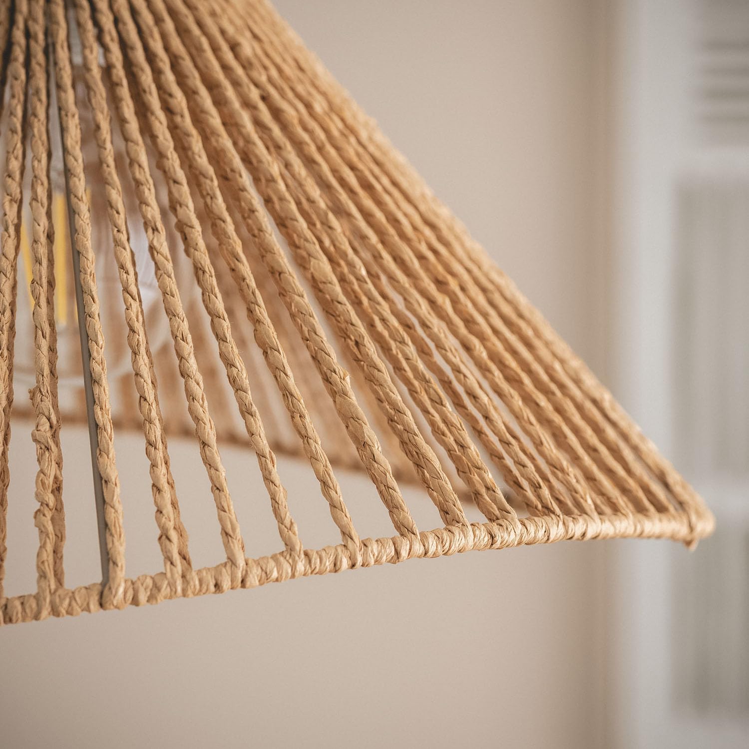 LEDKIA Lámpara Colgante Papel Trenzado Mikah Ø450 Marrón | Diseño Moderno y Funcional | Diámetro Ø45 cm | Ideal para Salón; Dormitorio | Fácil Instalación | Luz Suave