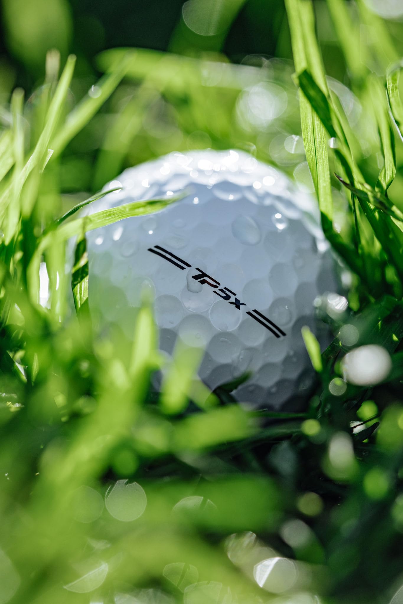 Amazon | TaylorMade ゴルフ TP5 ホワイト 1ダース | TaylorMade