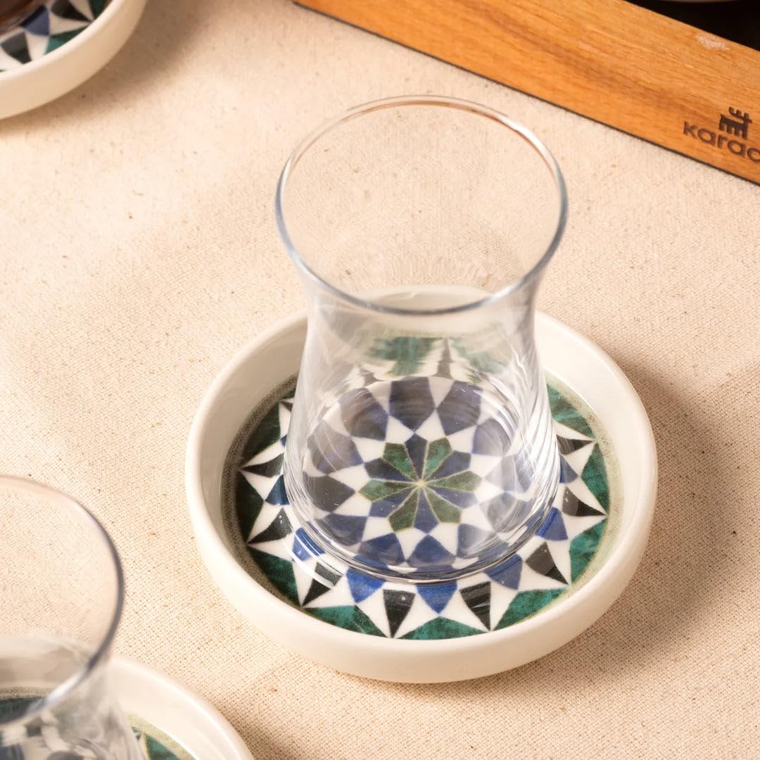 KARACA Roman 12 tlg. Keramik Teeset 10 cm - Elegantes Tee Service-Set mit 6 Teegläsern und 6 Teetellern für stilvolles Teetrinken und Genießen - Zeitloses Design und hochwertige Qualität