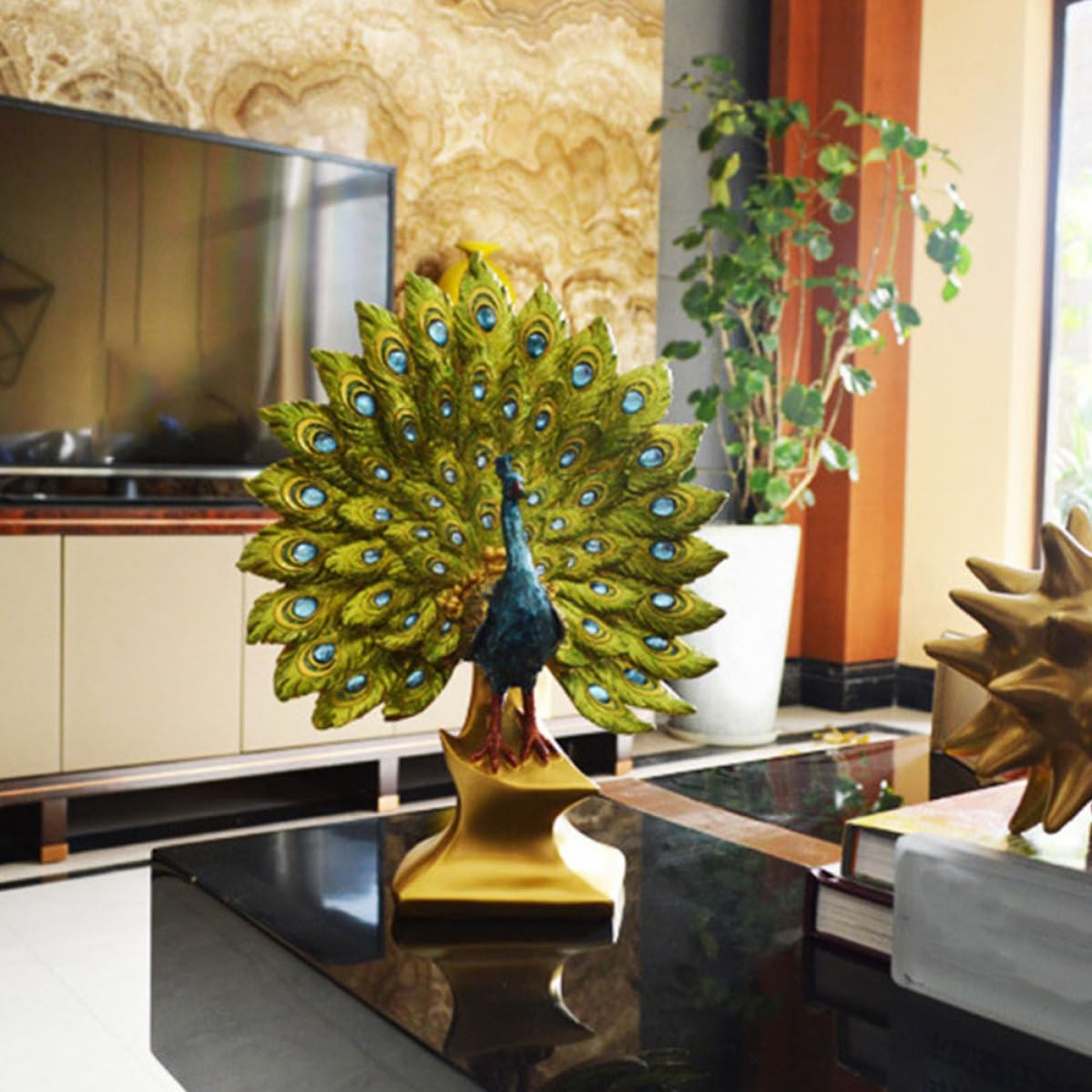 Pfauenornament aus Kunstharz mit Zartem Design und Praktischer Nutzung als Elegante Hochzeitsgeschenk Deko für Wohnzimmer und Büro