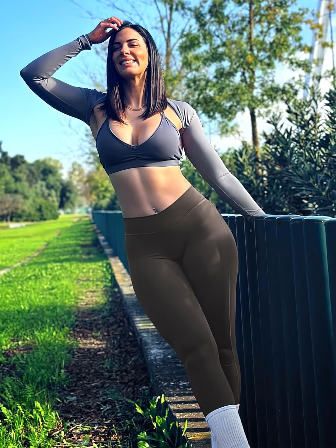 YEOREO CoreFlex Workout Scrunch Leggings for Women Cargo Pockets High Waisted Gym Leggings Yoga Pants - Image 2