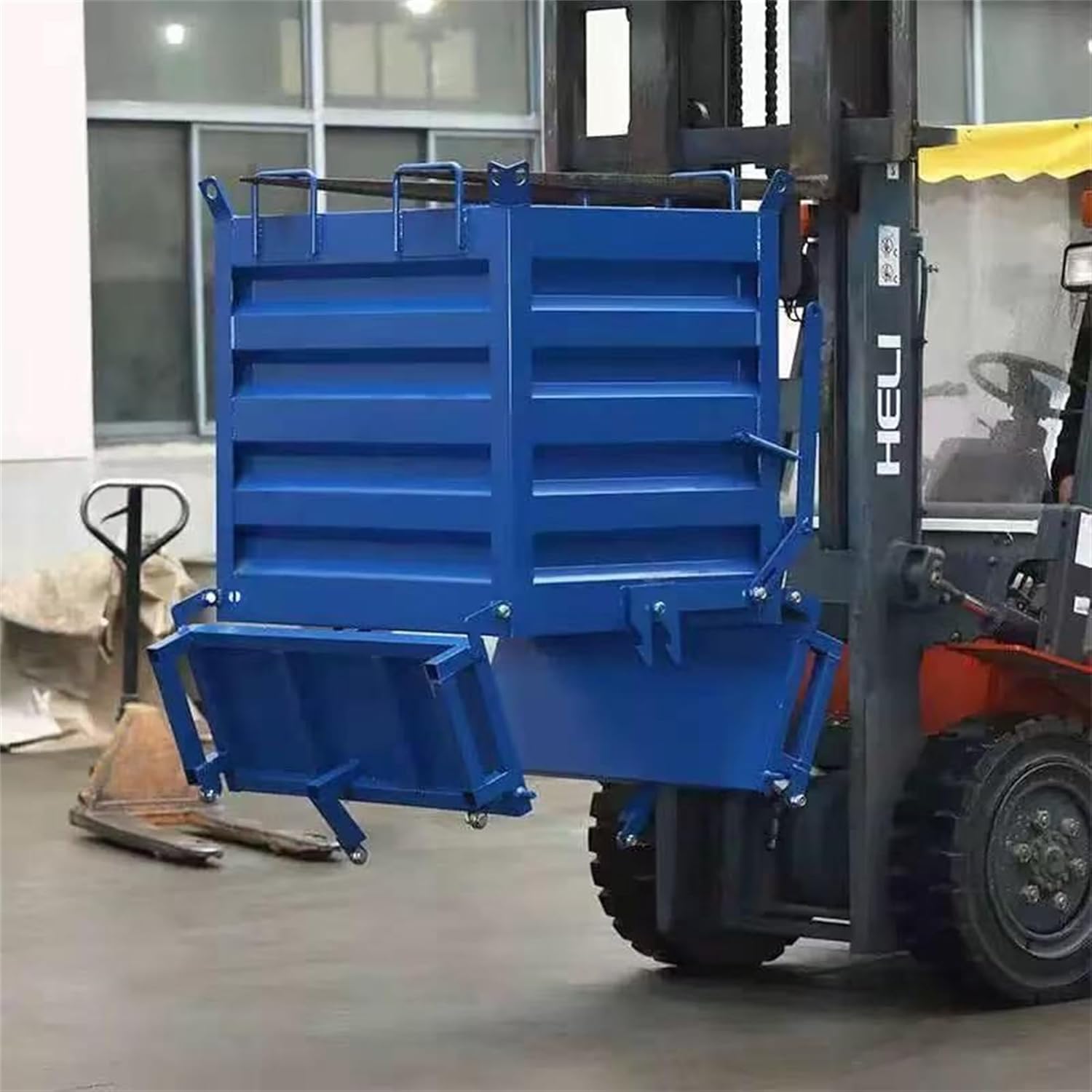Medium Duty Self Dumping Forklift Hopper - Bottom-Opening Design, Suitable for Factories, Construction Sites, and Warehouses.