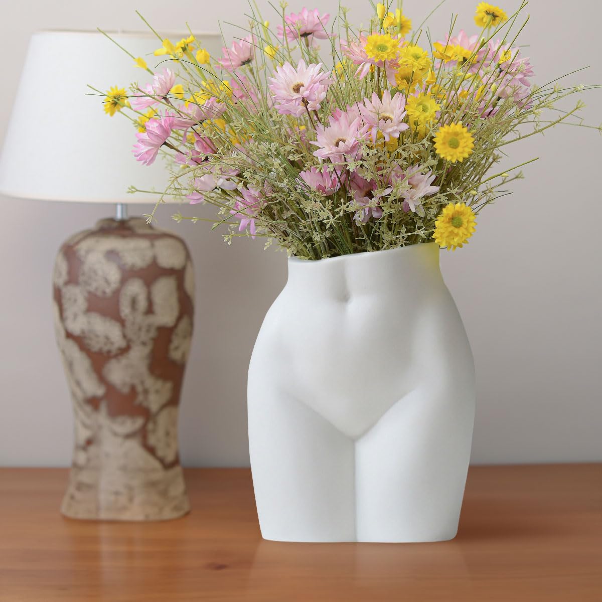 Amazon.co.jp: VeroMan 花瓶 フラワーベース ボディアート 下半身 人の