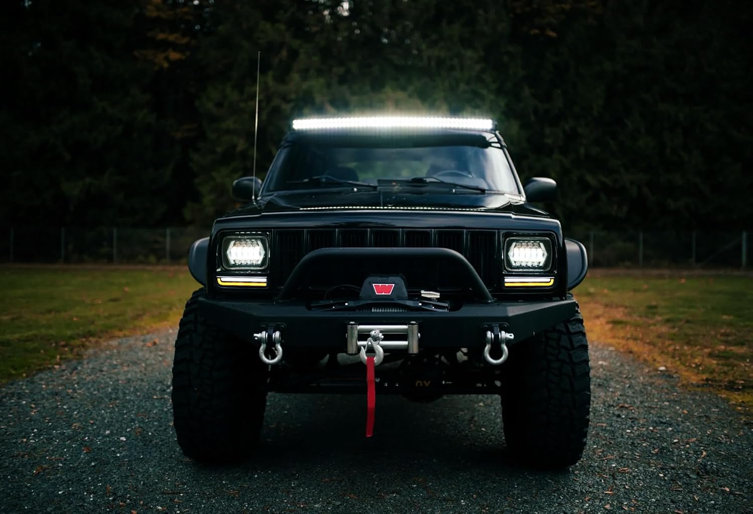 iJDMTOY Black-Out Interior Clear Lens White LED Driving Light/Amber Sequential Blink LED Front Turn Signal Light Assembly, Compatible With Jeep 1997-2001 Cherokee XJ