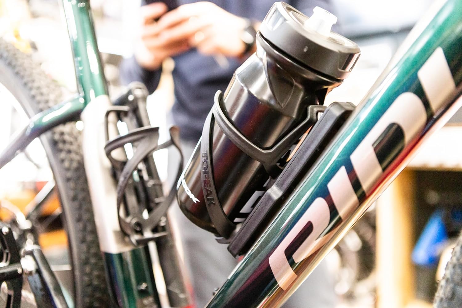 Trackting Bike T8 GPS Fahrrad Tracker Diebstahlschutz mit SIM-Karte Bewegungssensor USB-C Akku Echtzeit-Tracking