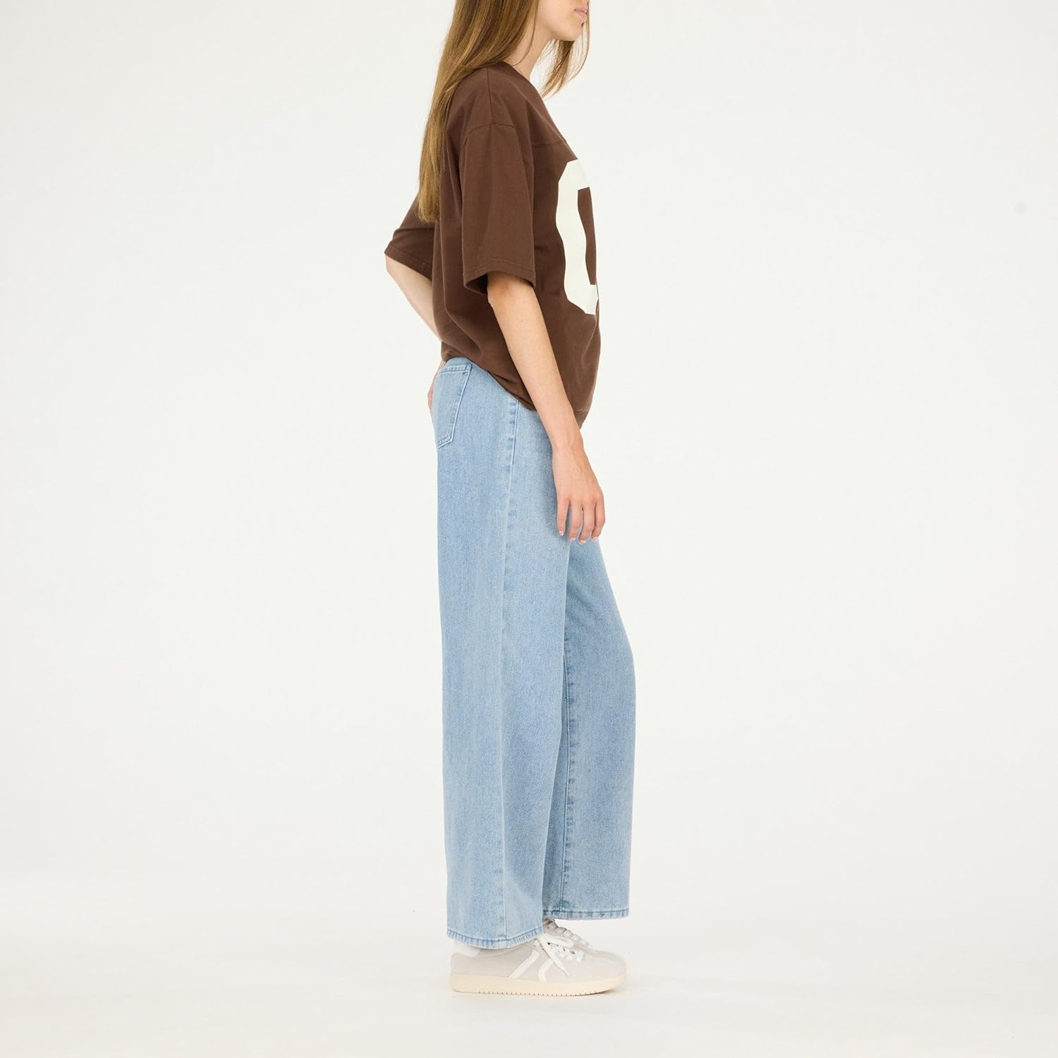 Forever 21 Women's Oversized Jersey T-Shirt – Vintage-Inspired Graphic Tee - Image 2