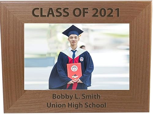 Miniatura 4 de Congratulations Graduate Class Of 2019 2020 2021 2022  Marco de fotos personalizado de madera de aliso natural  Añade nombre, año, nombre de la