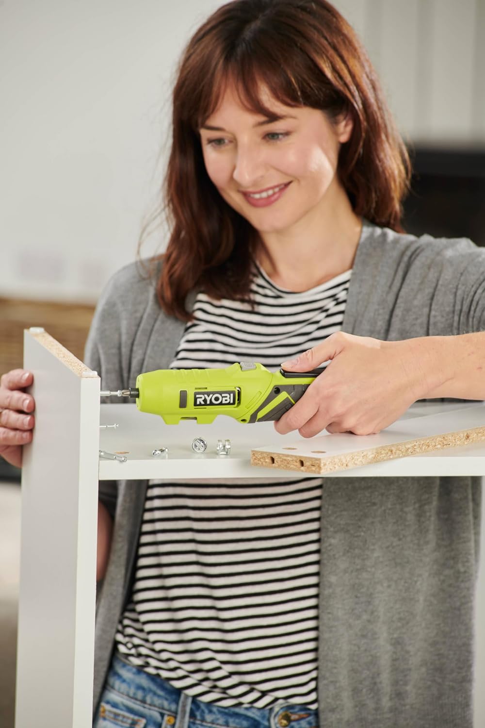 Ryobi ONE+ Cordless Screwdriver with Swivel Handle 4V (1x 2.0Ah) - Image 6