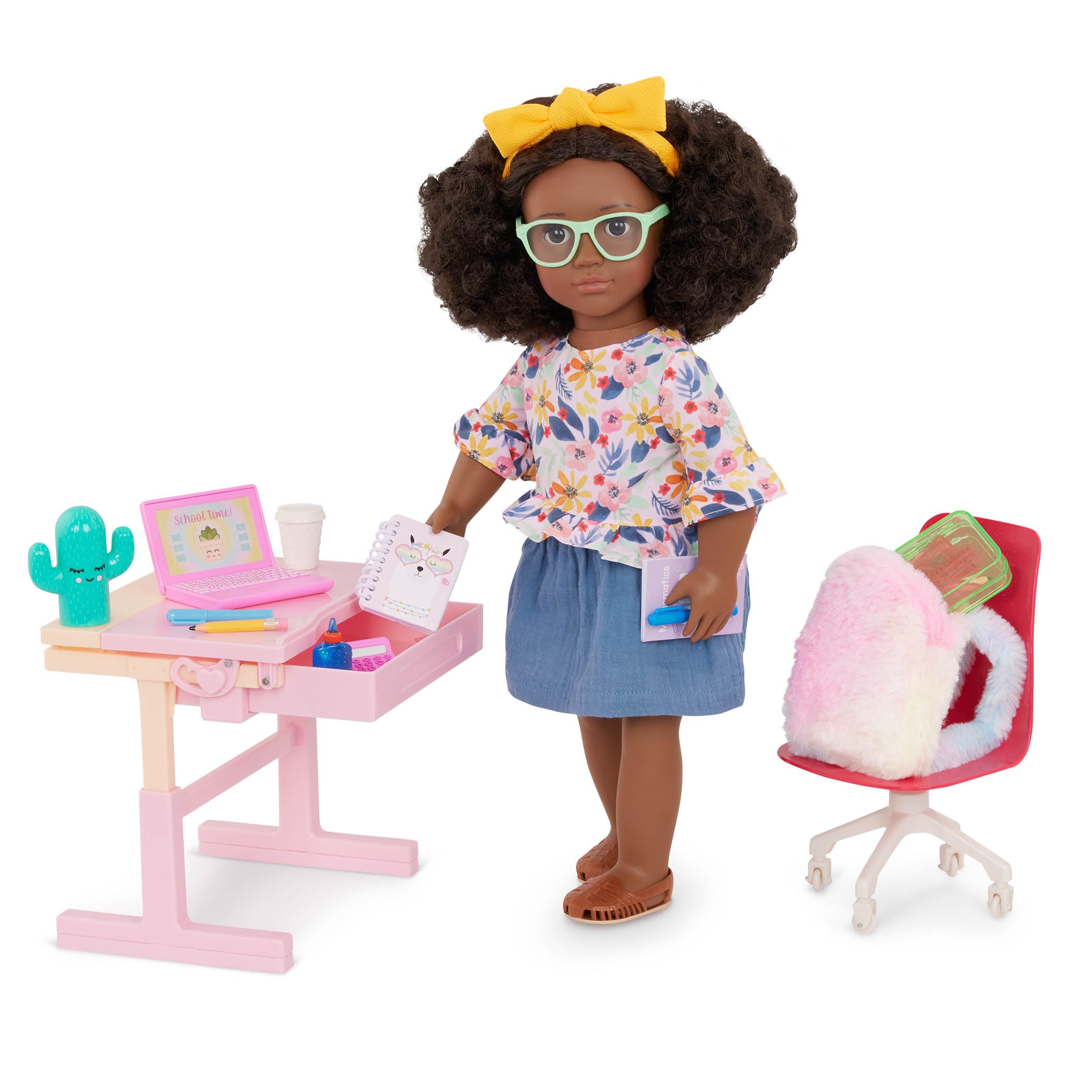 Our Generation - Rêves d'école - Ensemble de Bureau inclinable - Sac d'école, Lampe Lumineuse et Fournitures - Accessoires pour poupées de 46 cm - Jouer à Faire Semblant - 3 Ans et +