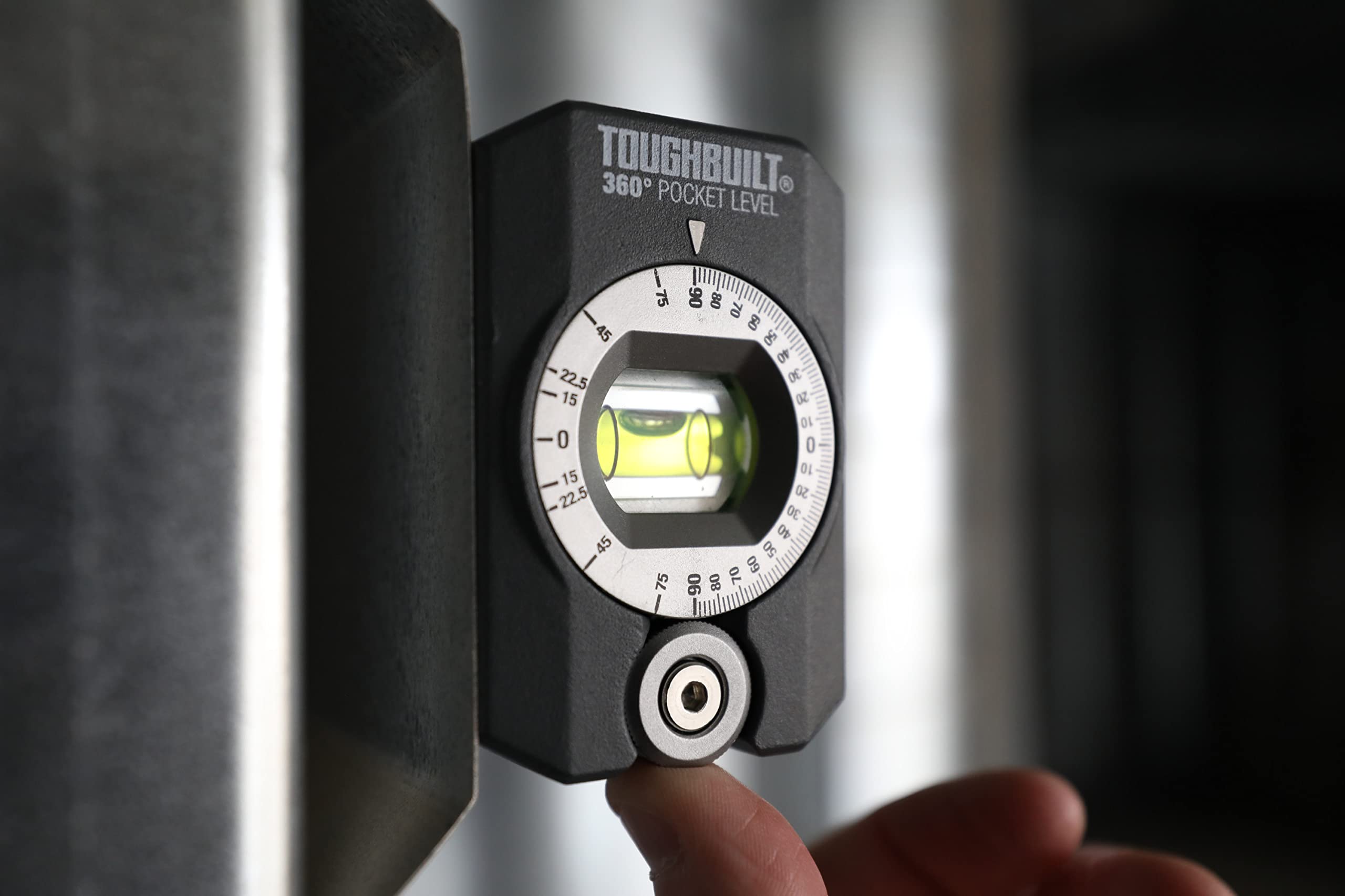 ToughBuilt Nivel de bolsillo de 360 grados (TB-H2-L-4R) negro