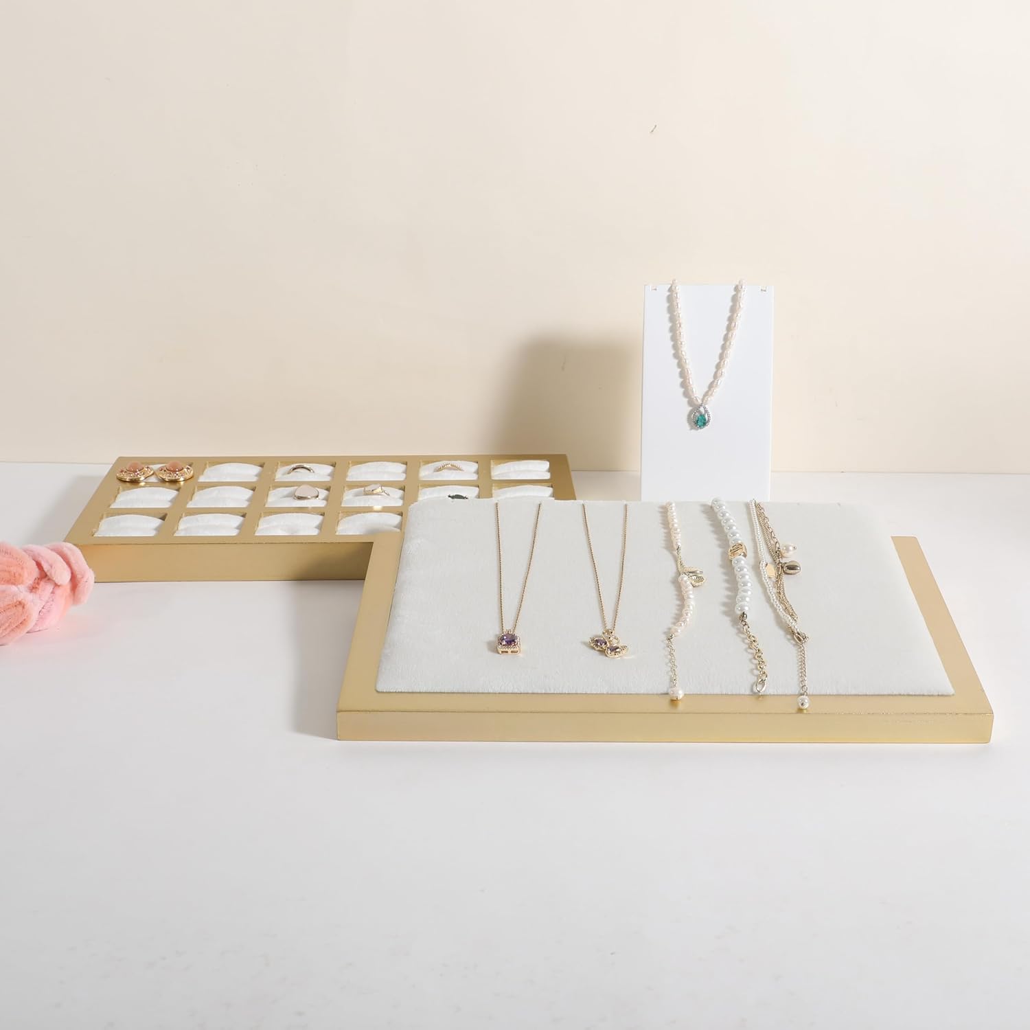 White Jewelry Necklace Display Tray, Bracelet Storage Oraganizer with Gold Color Base, Sloped Velvet Panel with Grooves to Fix Necklaces & Bracelets, Perfect Storefront Presentation【White】