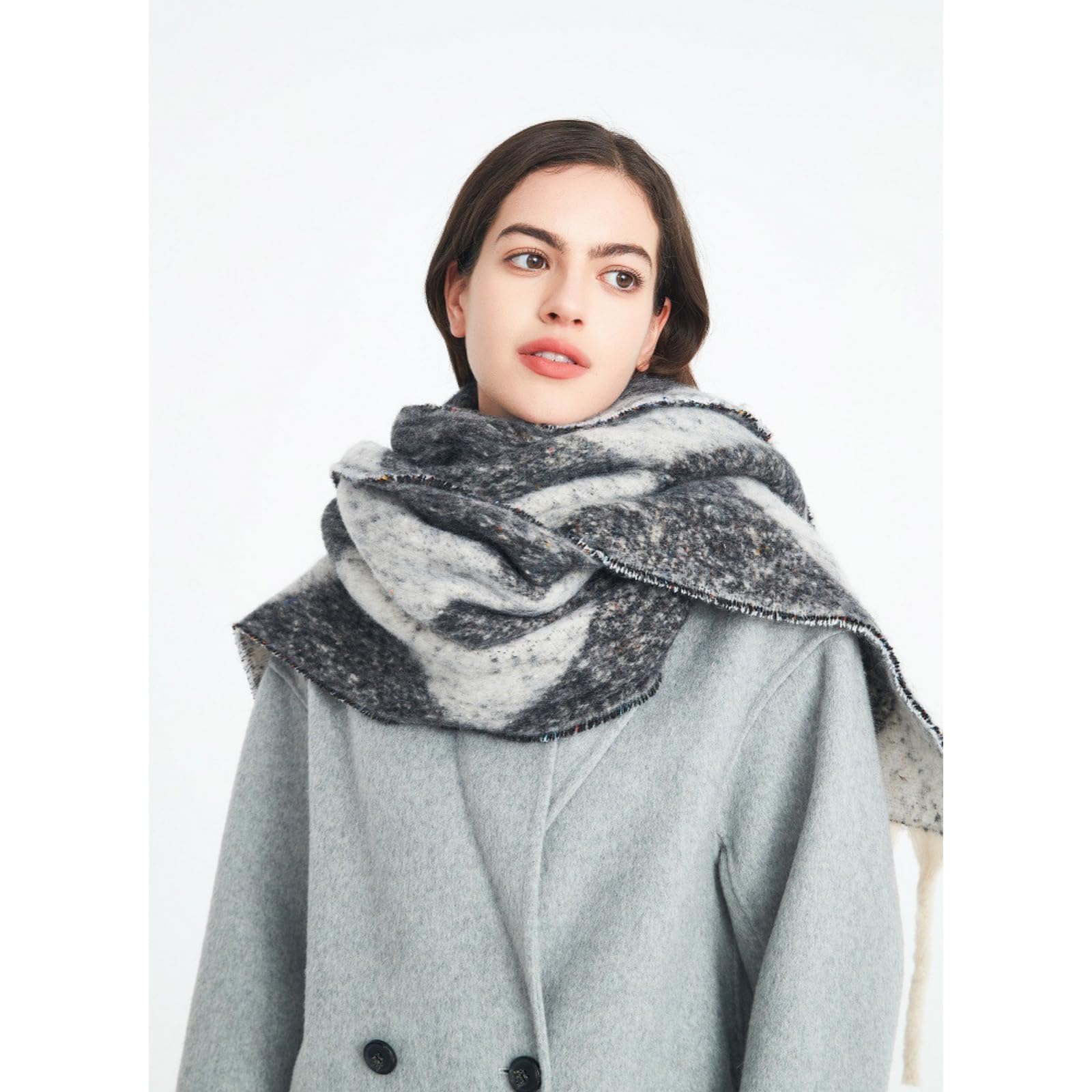 Foulard Donna Scaldacollo Da Caldo E Alla Moda Con Nappa Jacquard Per L'autunno Inverno