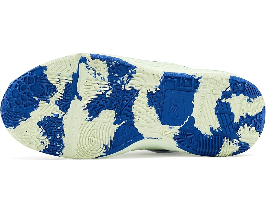 Nike Kids Team Hustle D 12 (Big Kid) - Back View