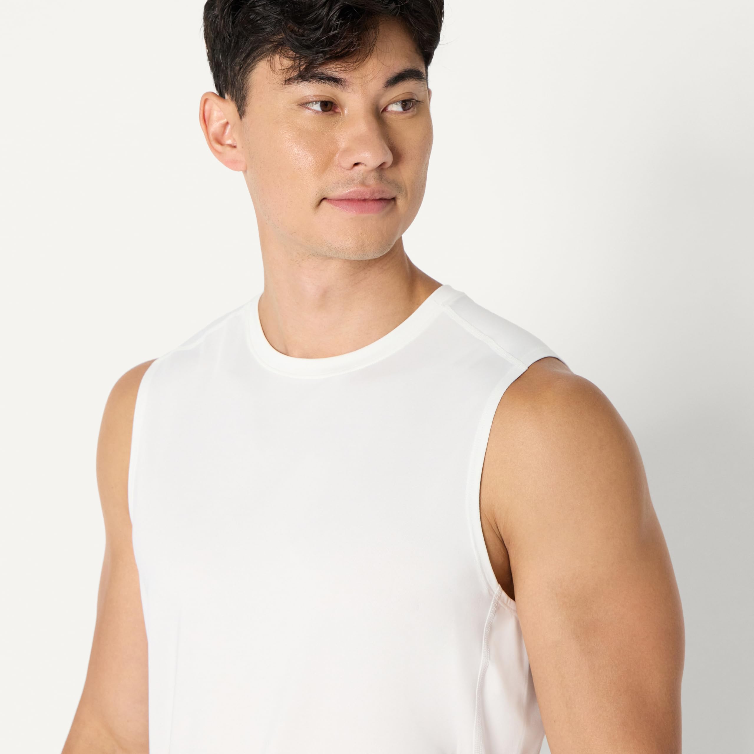 Amazon Essentials Mężczyźni Koszulka typu muscle shirt Tech ze stretchem