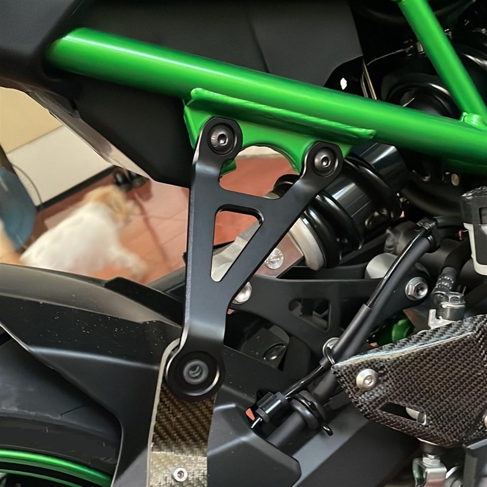Fireleopard Motorrad CNC Aluminium Auspuffhalter Aufhänger Auspuffhalterung Halterung Kompatibel mit Z 900 Z900 2017 2018 2019 2023