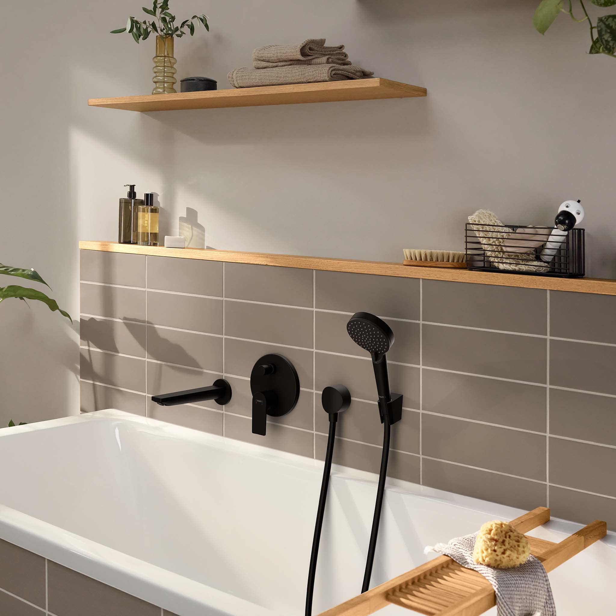 hansgrohe Wannenarmatur Rebris E, Unterputz Badarmatur für 2 Funktionen, Mattschwarz