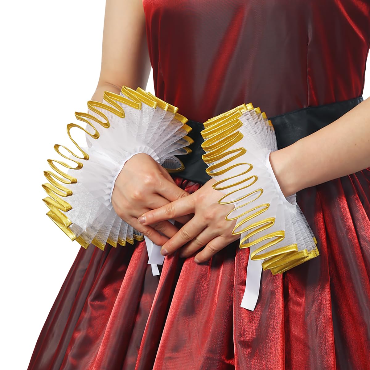 Muñequeras con volantes de estilo renacentista e isabelino 5