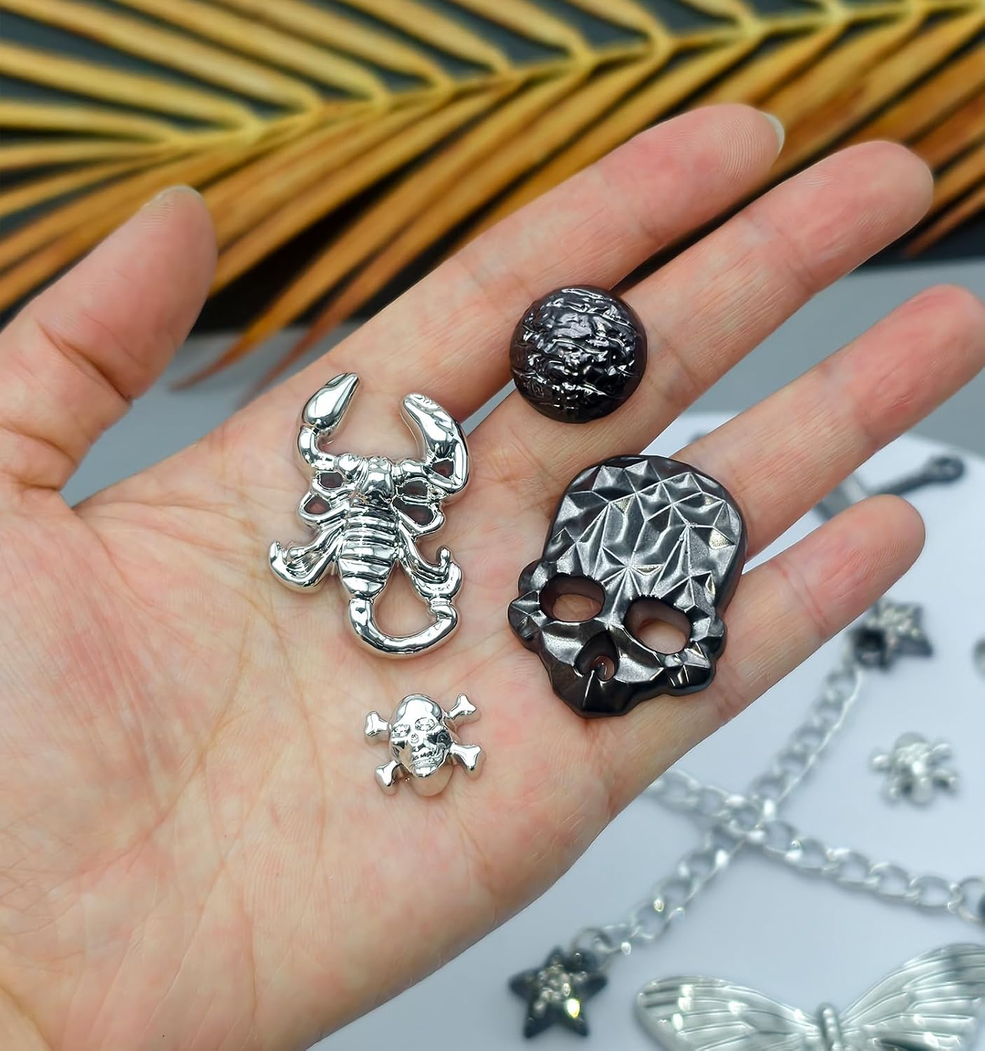 23Pcs Gothic Shoe Charms Set, Skull, Spider, Mask & Chain Accessories