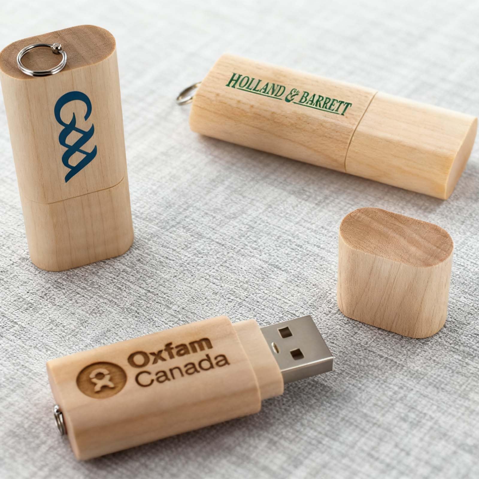 Niestandardowa drewniana pamięć USB 32 GB, 10 sztuk, naturalne drewniane konfigurowalne pendrive'y z brelokiem, grawerowanie logo w zestawie, spersonalizowane drewniane patyczki pamięci do brandingu