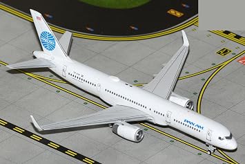GeminiJets GJPAA2380 Pan Am Boeing 757-200 TF-FIC; Scale 1400