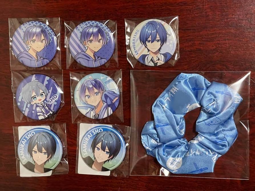 めろんぱーかー　サムライ翔さんクラウン缶バッジ94つ めろんぱーかー サムライ翔さんクラウン缶バッジ94つ めろんぱーかー