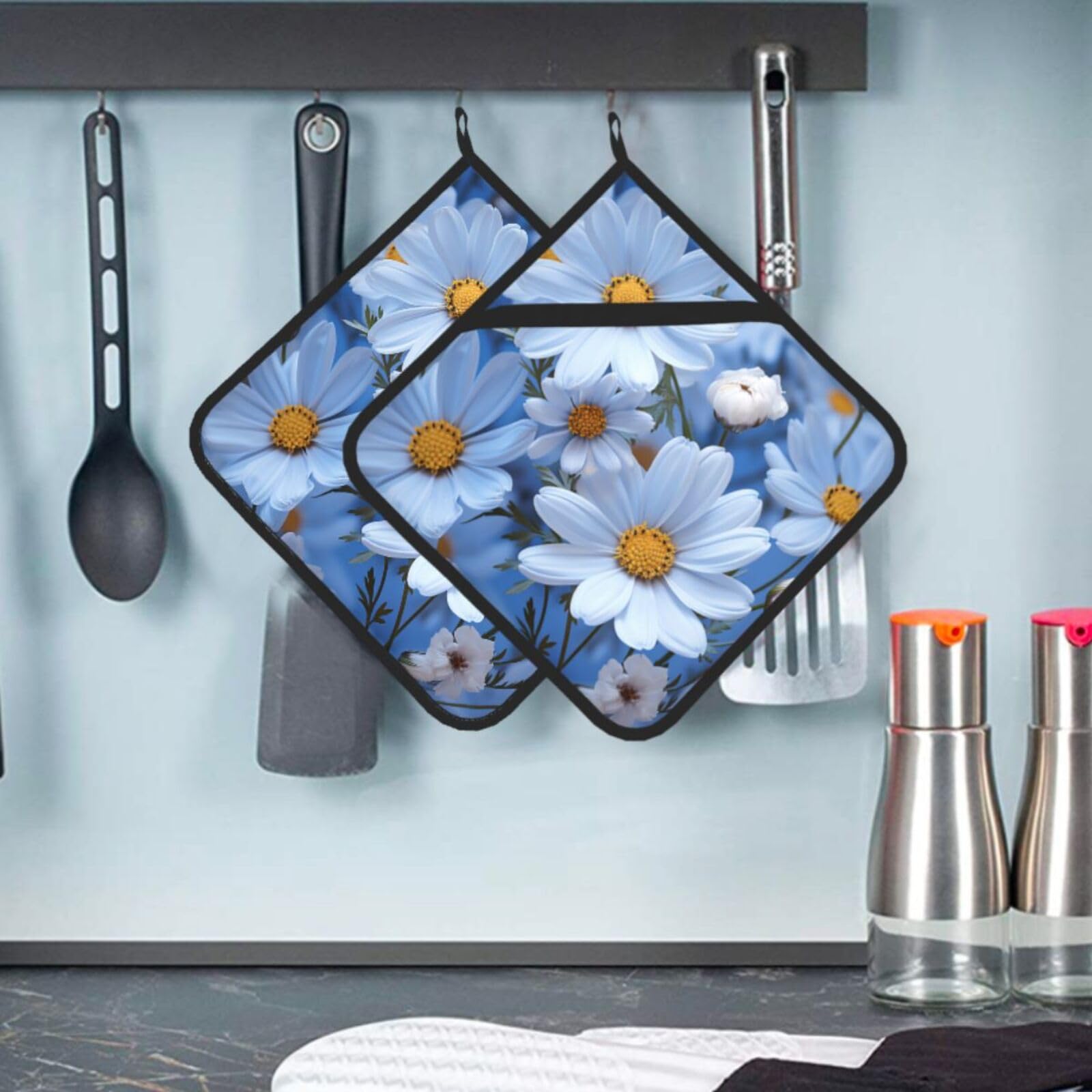 DJUETRUI Daisy Blue Print Pot Holders Sets 2 Pack Square Washable Heat Resistant Oven Hot Pads with Pockets Waterproof Non Slip Potholders for Baking Cooking 8