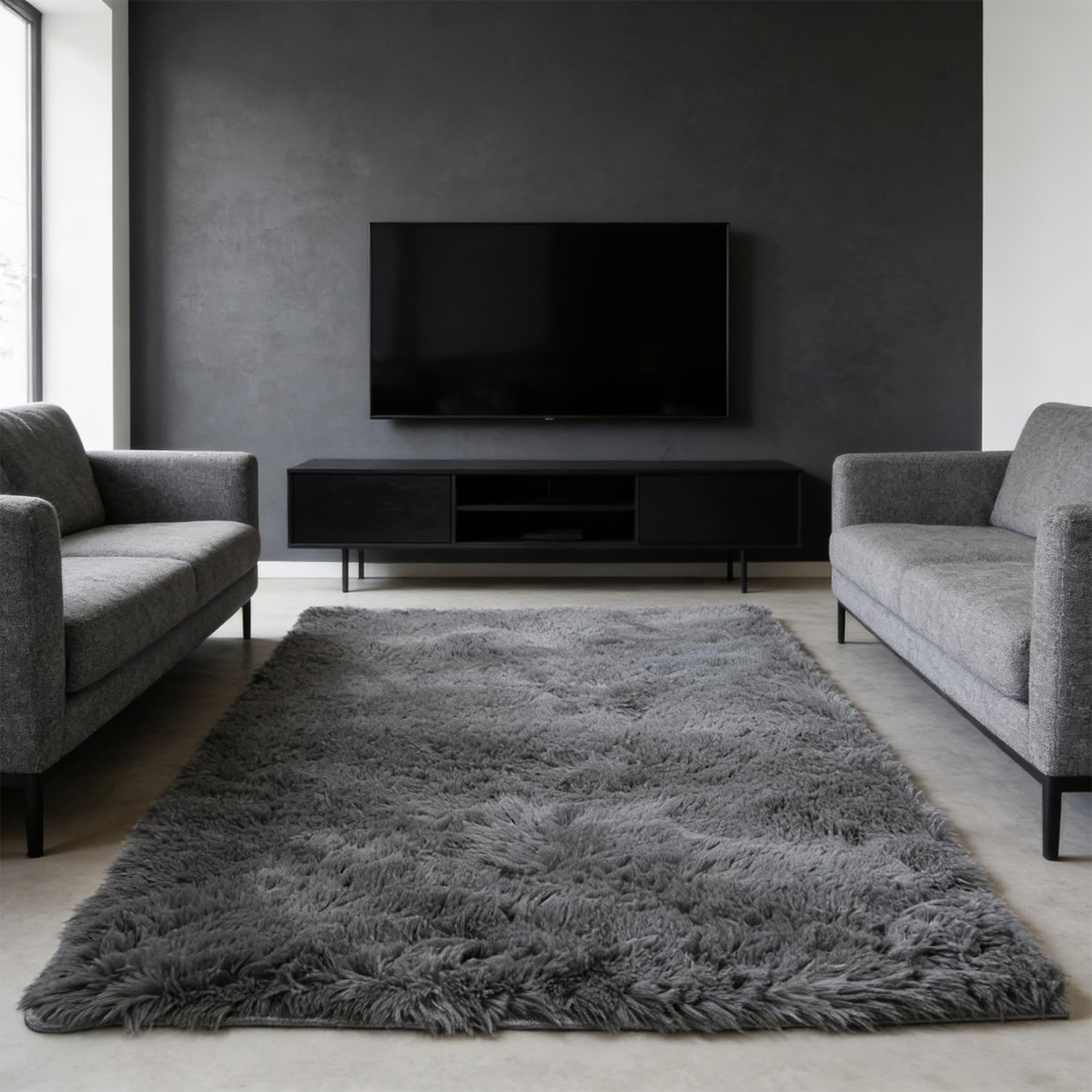 Tapis de salon moelleux et gris pour réchauffer l'ambiance du bureau