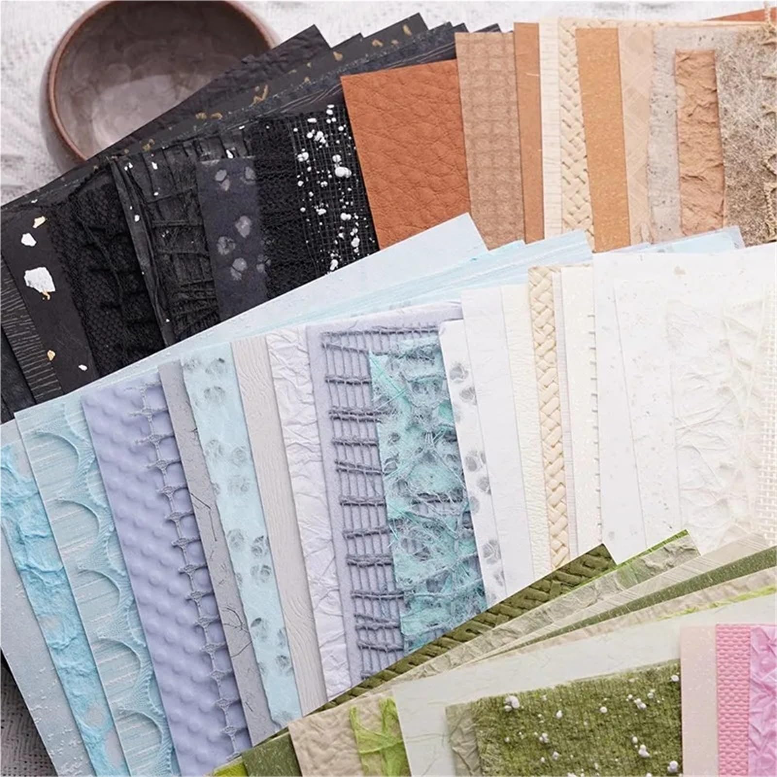 Carta speciale e carta decorativa for scrapbooking