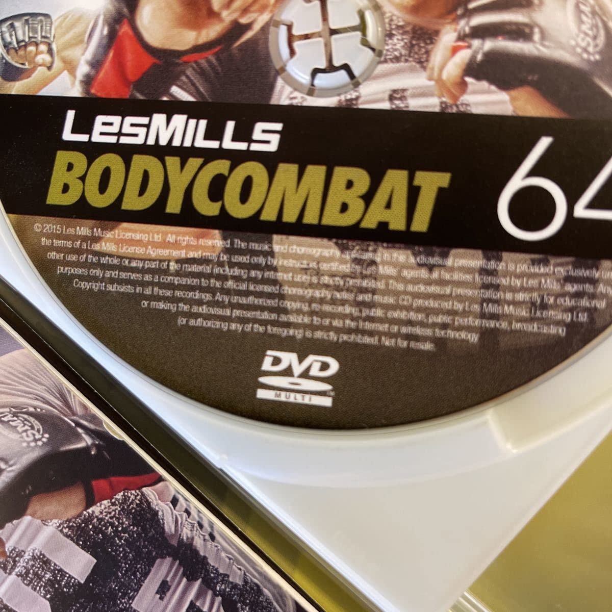 激レア‼️ レズミルズ　レスミルズ　lesmills ボディコンバット　3点セット Amazon.co.jp: 64 レスミルズLesmillsDVDCD品BodyCombat64