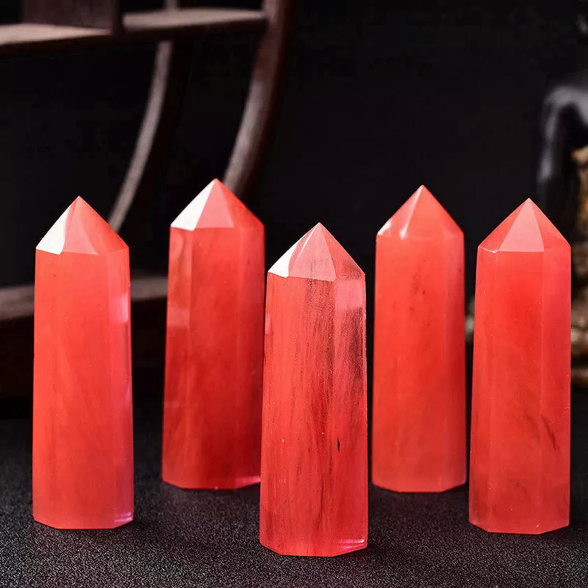 Cristal de Quartz Rouge en obélisque de 50-60 mm pour la collection de minéraux (Lot de 5)