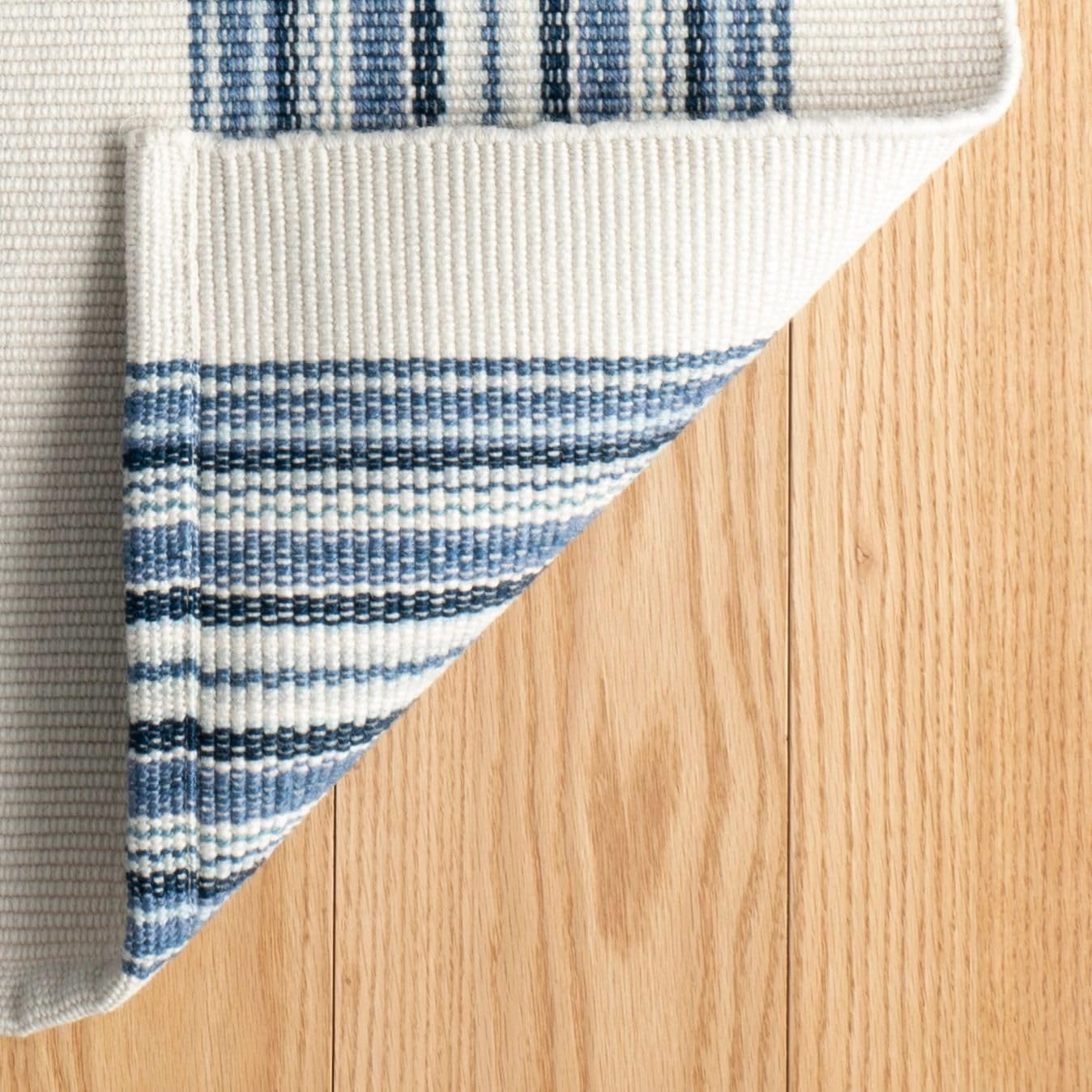 Dash and Albert Road Runner Indoor/Outdoor Area Rug - 3' x 5' Blue Stripe Handwoven Accent Rug - Durable, Eco-Friendly, High Traffic Hallway, Sunroom, Stairs