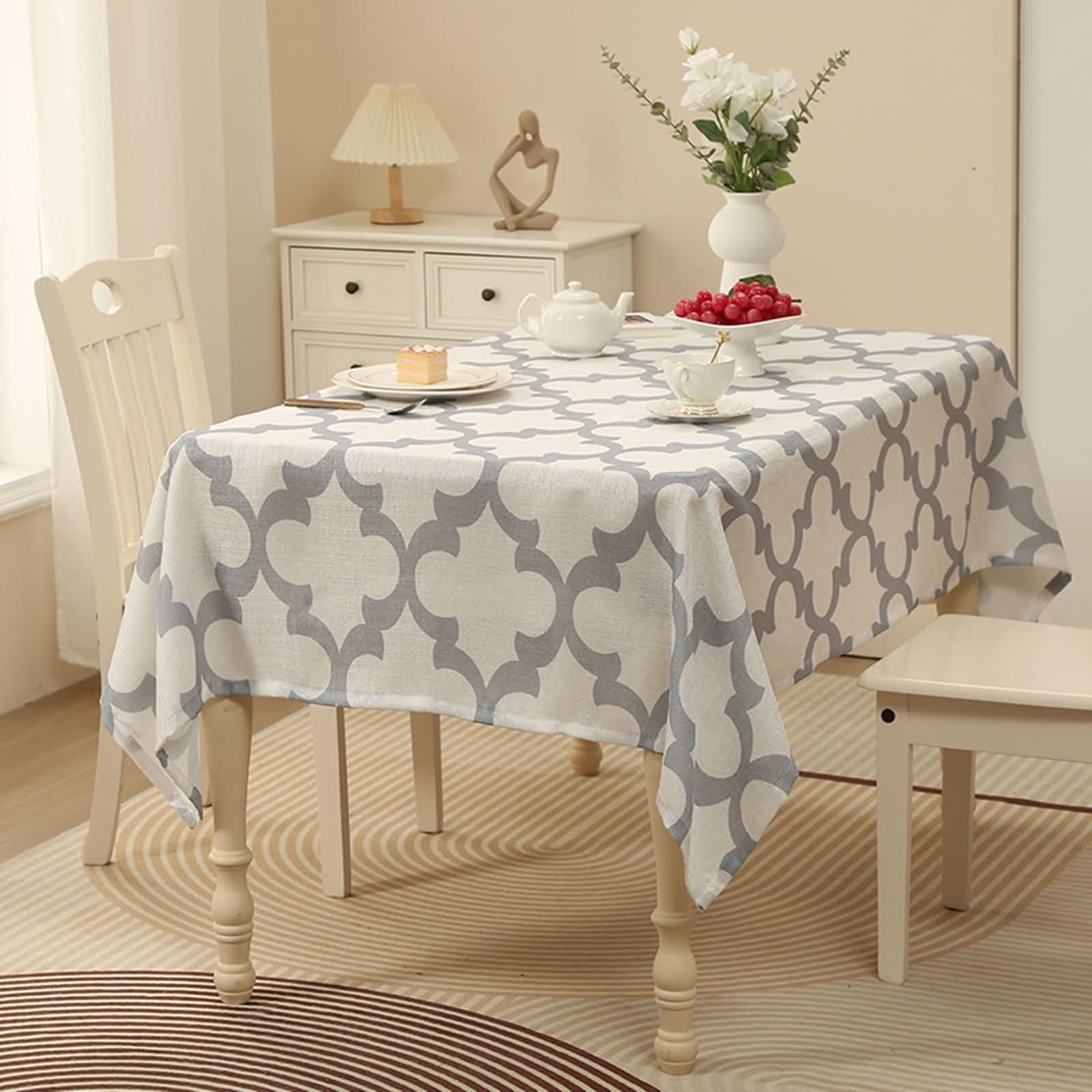 Nappe anti tache 135 x 300 cm pour éliminer le stress des repas